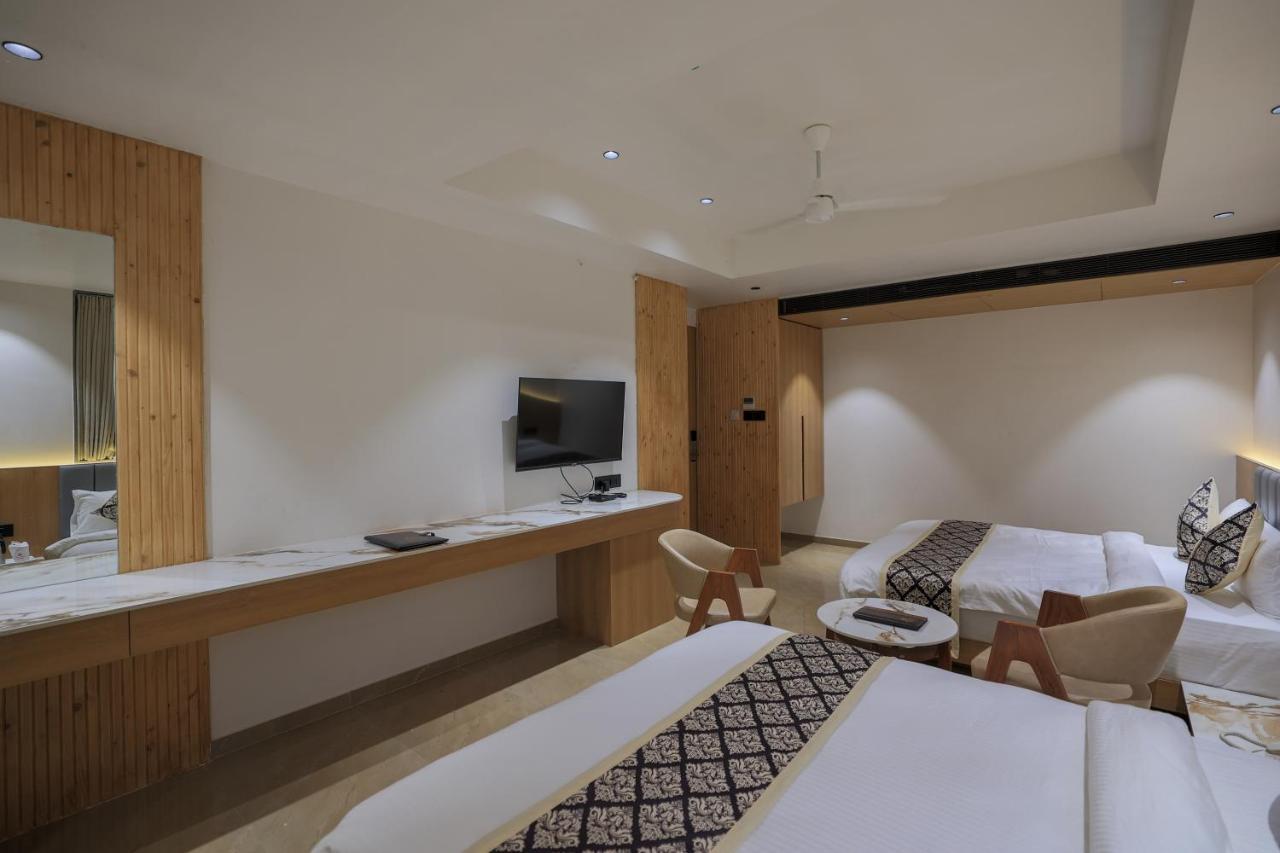 Hotel Aditya Mansingh Inn Somnāth المظهر الخارجي الصورة