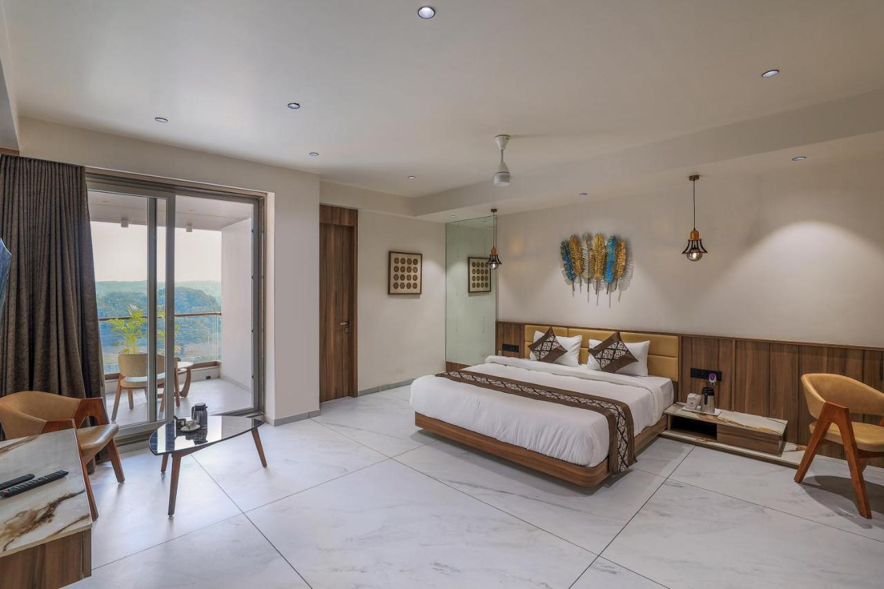 Hotel Aditya Mansingh Inn Somnāth المظهر الخارجي الصورة