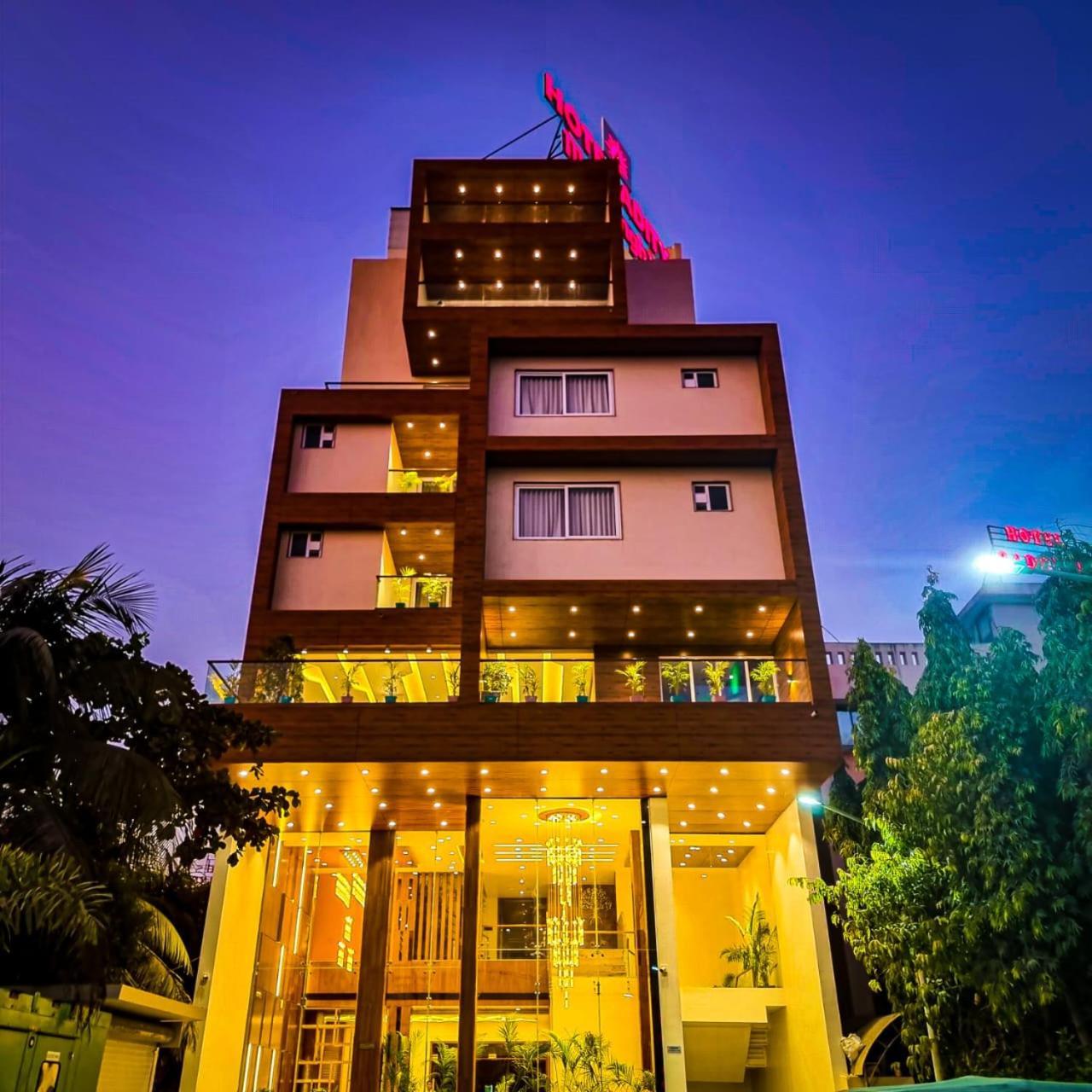 Hotel Aditya Mansingh Inn Somnāth المظهر الخارجي الصورة