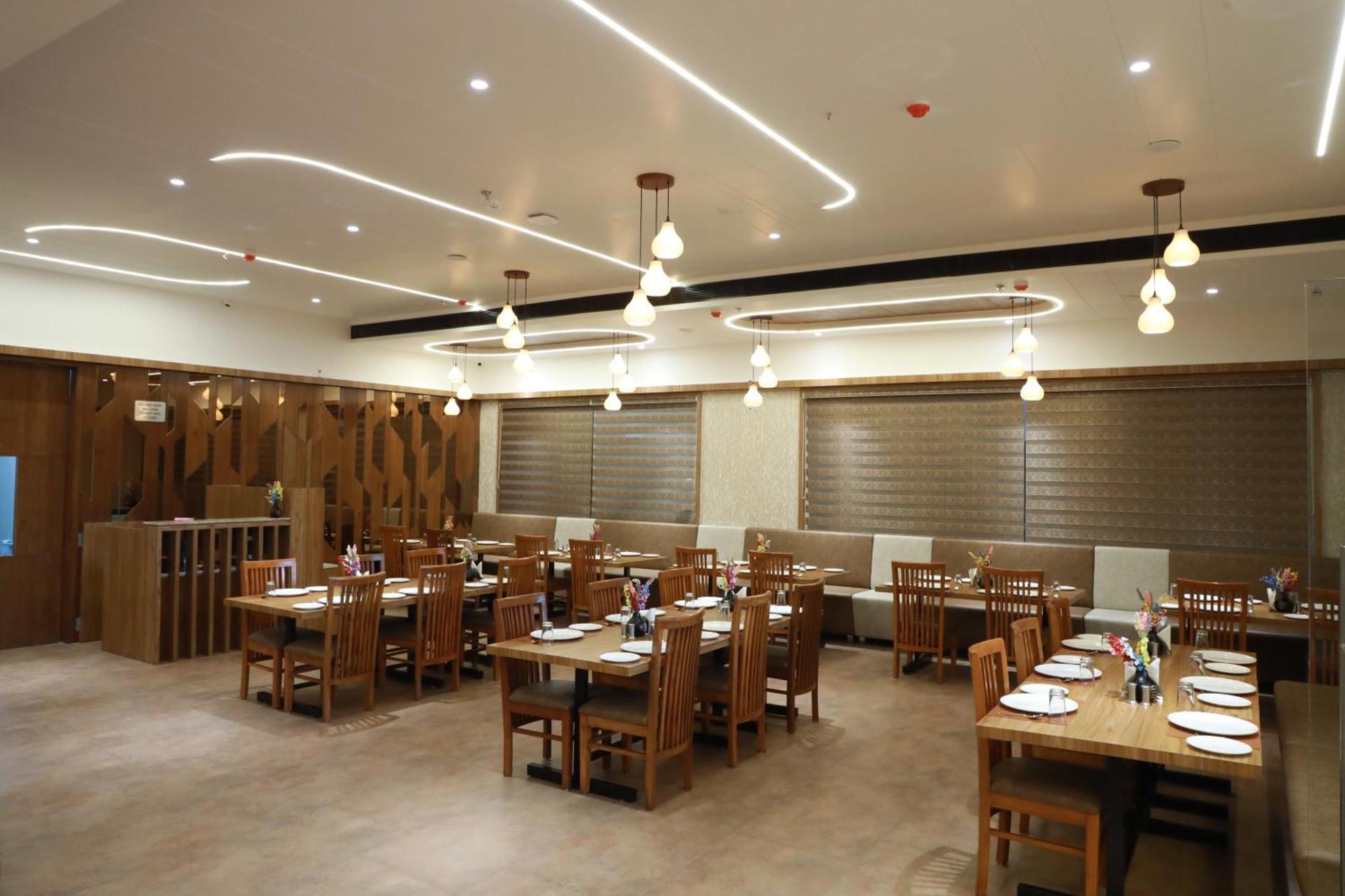 Hotel Aditya Mansingh Inn Somnāth المظهر الخارجي الصورة