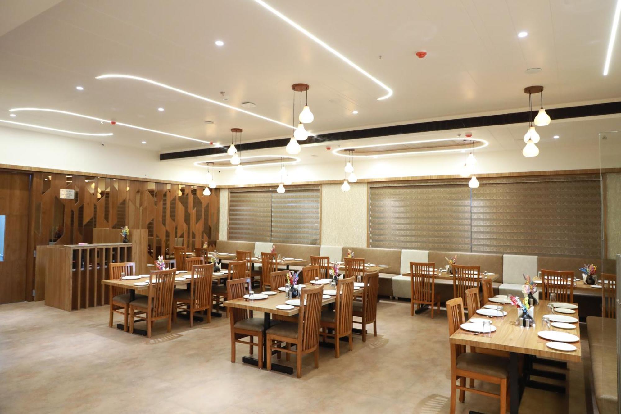 Hotel Aditya Mansingh Inn Somnāth المظهر الخارجي الصورة